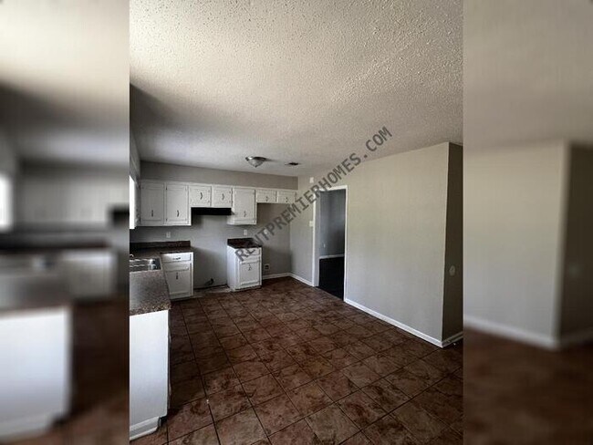 Building Photo - 2707 Koko Dr