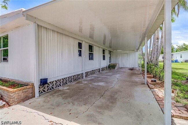Building Photo - 120 Grassy Key Ln