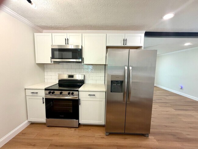 Building Photo - 3851 Nebo Rd
