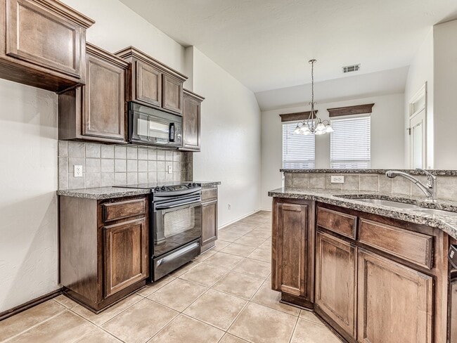 Building Photo - 4 Bedroom Home in Sonoma Lake - 3 Car Gara...