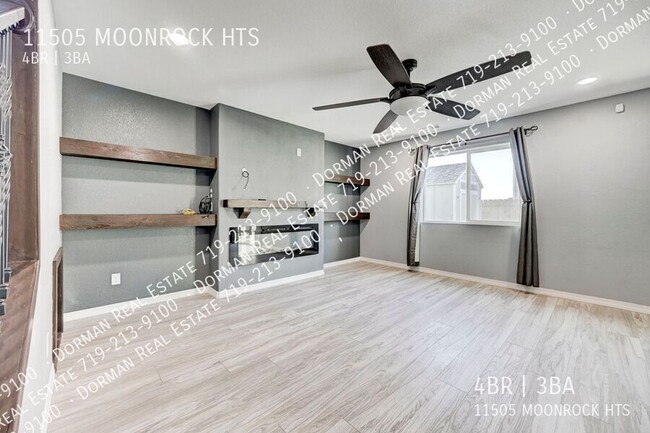 Building Photo - $500 OFF the first month of rent! Beautifu...