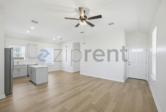 Building Photo - 131 Trifle Trl