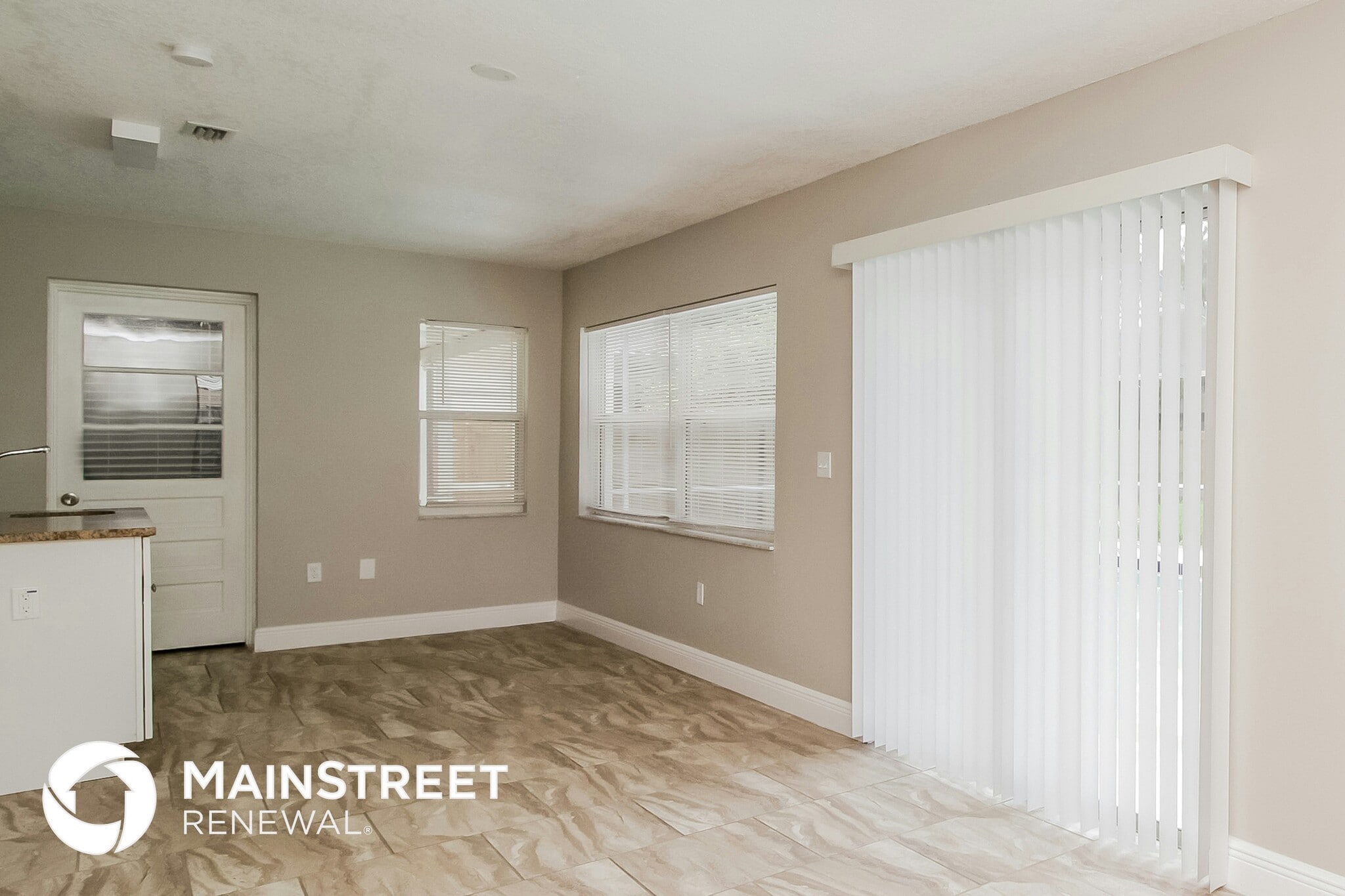 Building Photo - 448 E Highland St