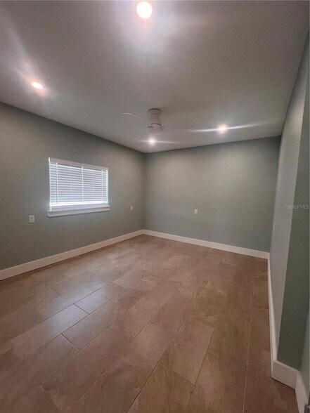 Building Photo - 40 82nd Ave