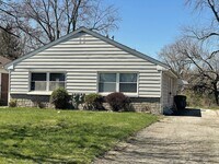 Building Photo - 3137 Maize Rd