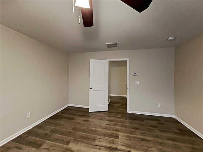 Building Photo - 4158 Box Elder Path
