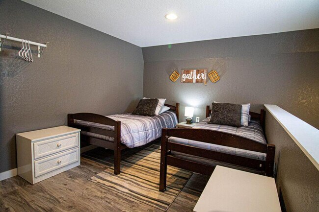 Building Photo - 644 Gladdens Creek Rd