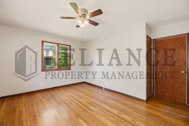 Building Photo - 4853 S Madison Ave