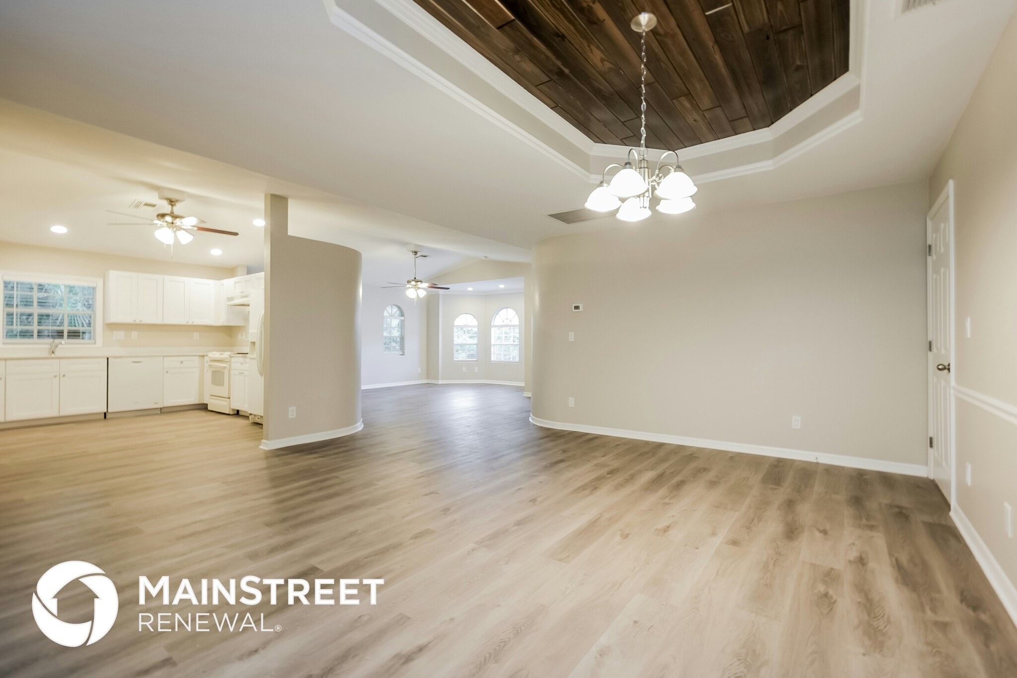 Building Photo - 3855 Heyburn Ave