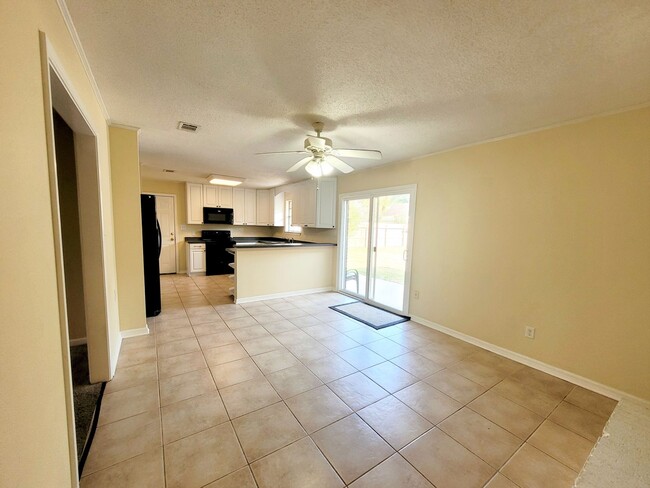 Building Photo - 4 bedroom home near NAS Pensacola West Gate