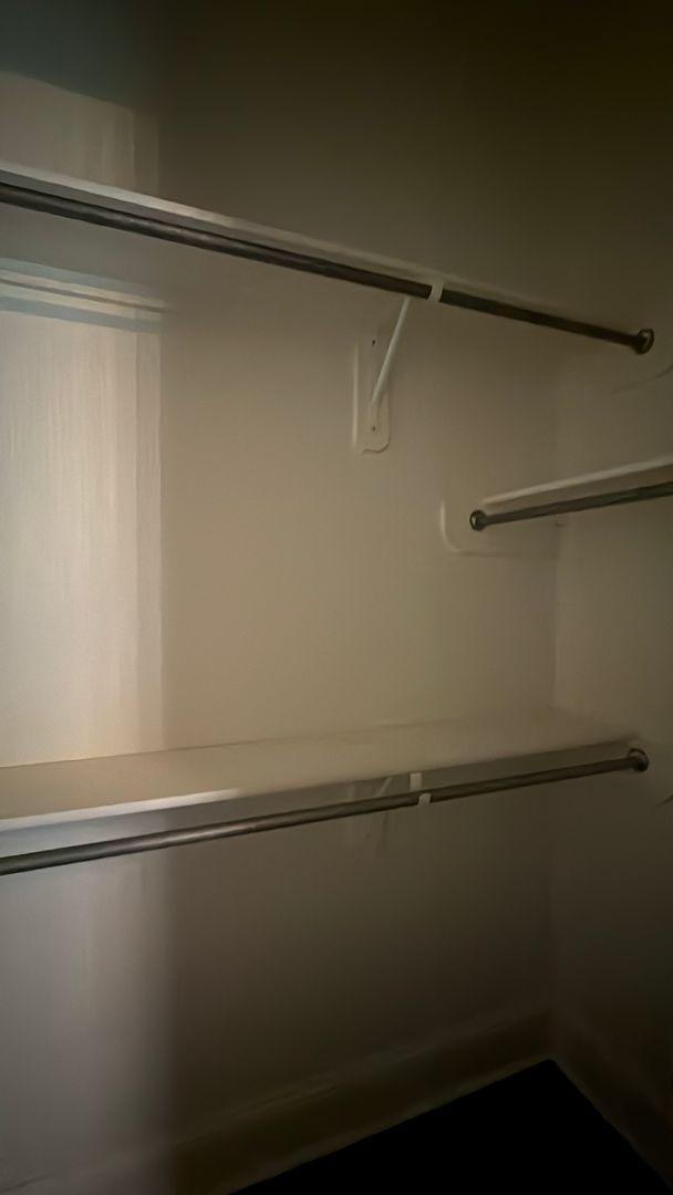 Building Photo - Rental Property in Twelve Oaks