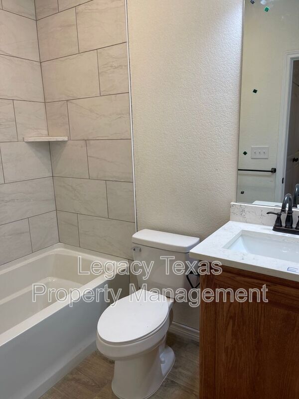 Building Photo - 2319 CR 704