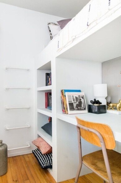 Building Photo - 2846 N Christiana Ave