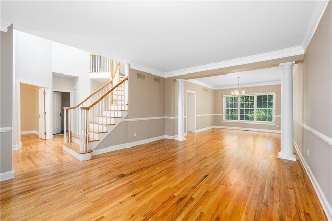 Building Photo - 46 McGuiness Ln