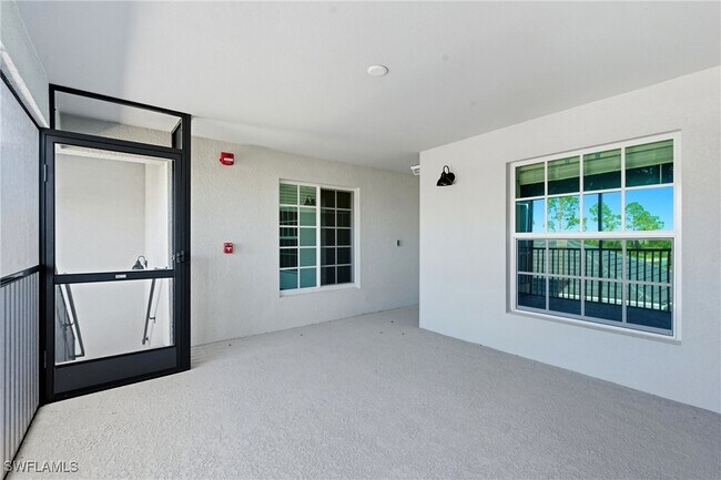 Building Photo - 15155 Bluffton Ln