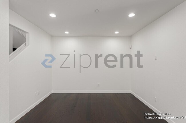 Building Photo - 4952 Haight Terrace