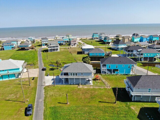 Building Photo - 939 Palm Ridge Dr