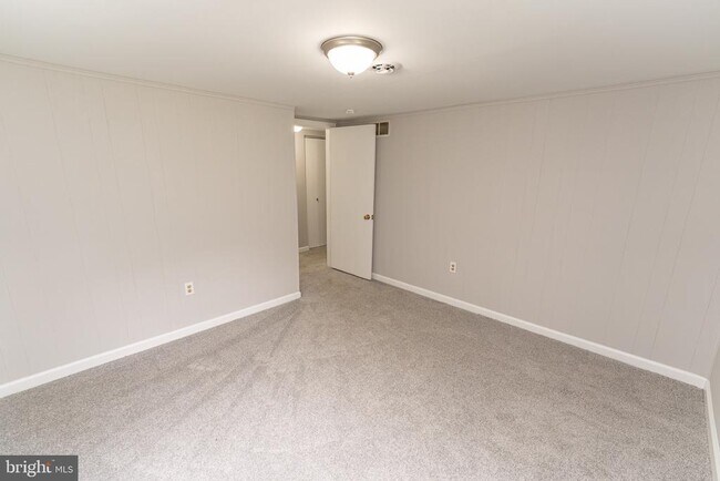 Building Photo - 11700 San Domingo Rd