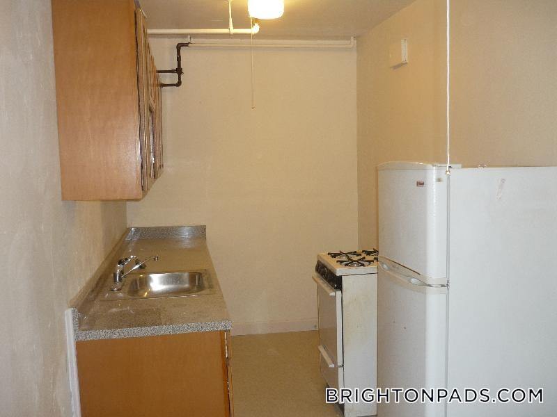 Building Photo - 1615 Commonwealth Ave