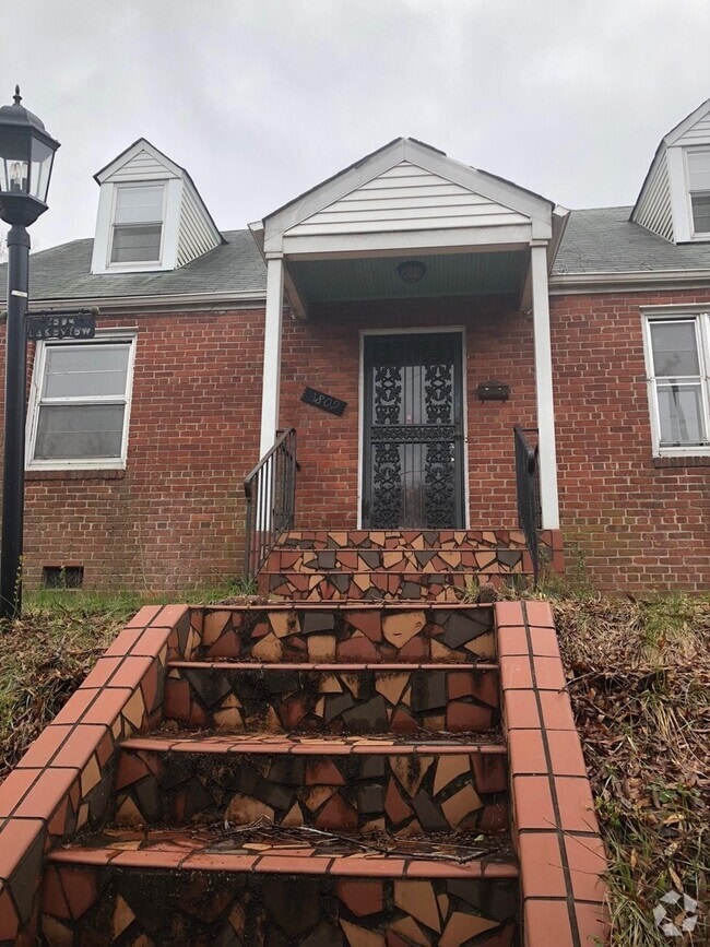 Building Photo - 1809 Lakeview Ave