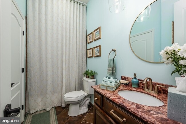 Building Photo - 2620 Love Point Rd