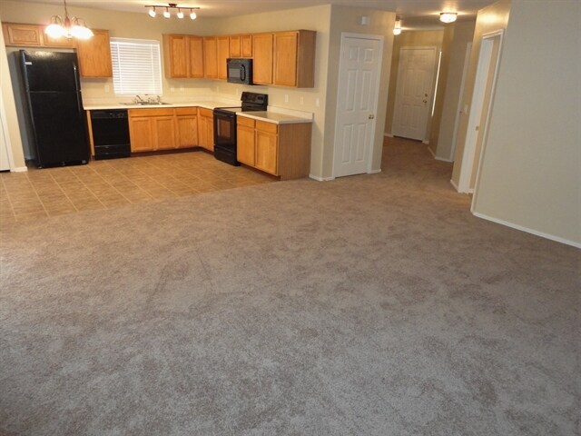 Building Photo - 11980 W Almeria Rd