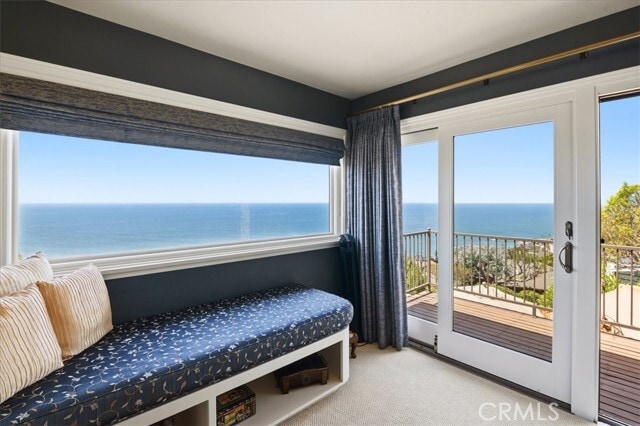 Building Photo - 27 N Vista De Catalina