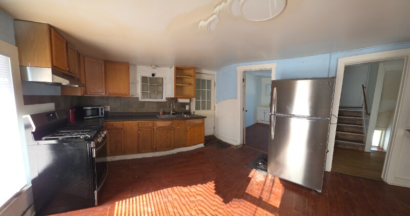 Building Photo - 11 Branch St