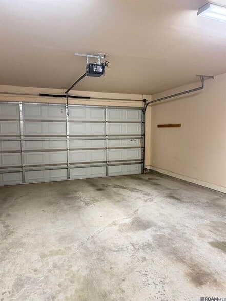 Building Photo - 7863 Seville Ct