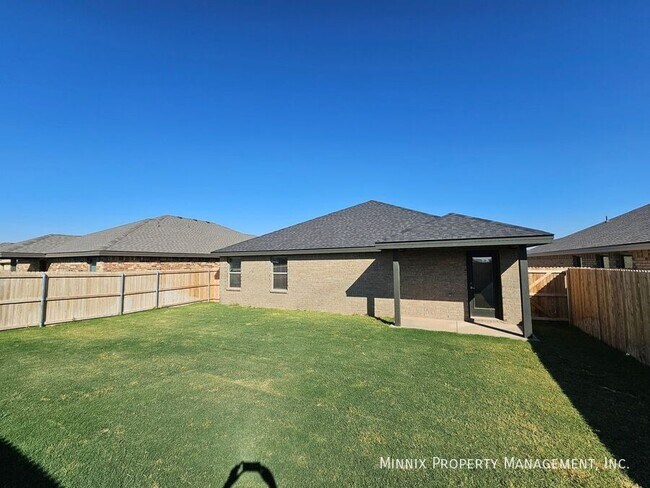 Building Photo - 1320 Bajada St