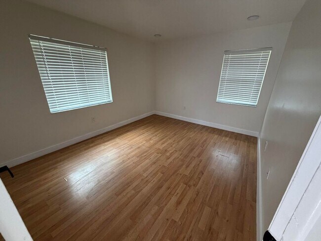 Building Photo - 4281 NW 120th Ln