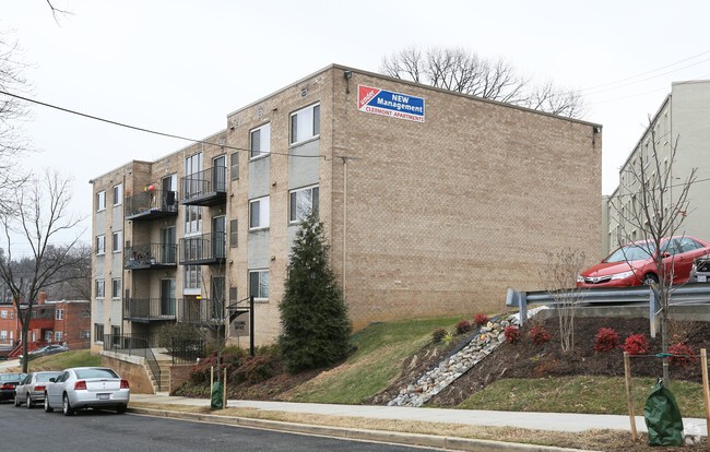 Primary Photo - Clermont Apartments