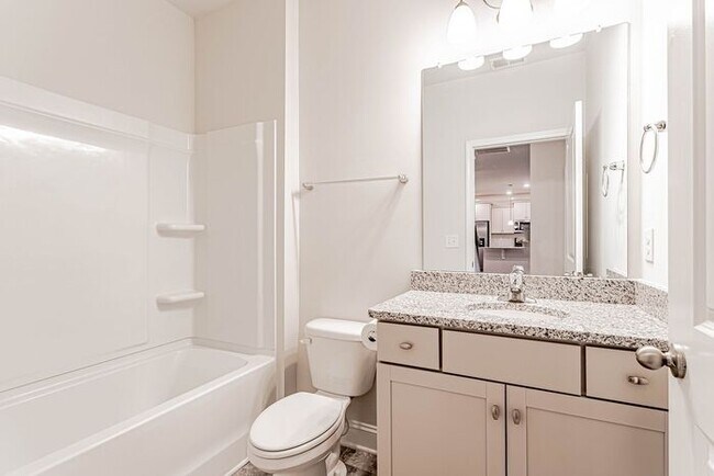 Building Photo - HUGE And BRAND New Home in Greer 29651!