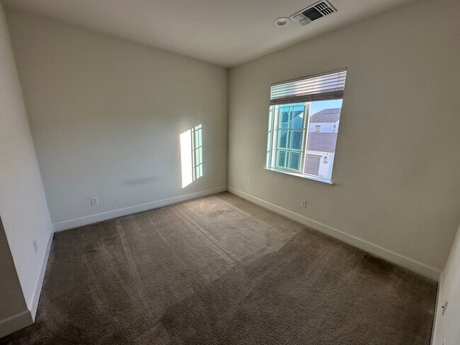 Building Photo - 3012 Granger St