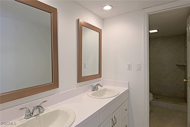 Building Photo - 12341 Woodrose Ct