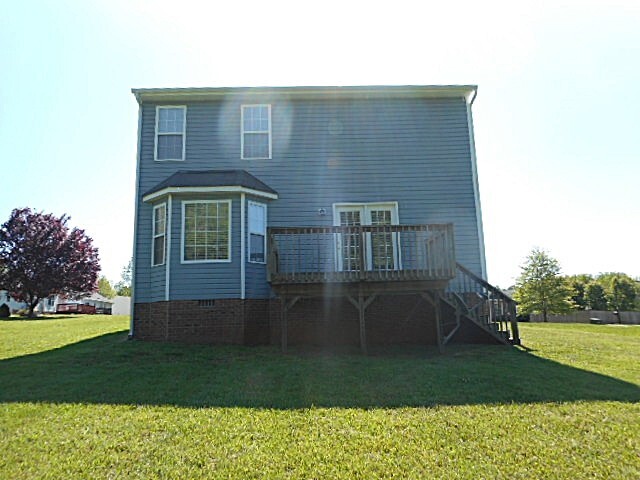 Building Photo - 204 Falcon Rd
