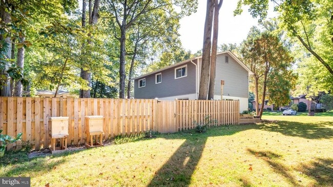 Building Photo - 8601 Cromwell Dr