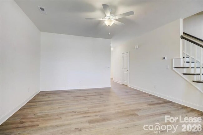 Building Photo - 3853 Hayden Ln