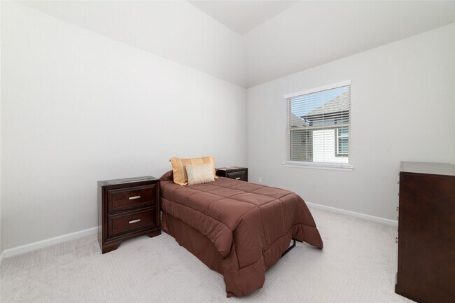 Building Photo - 4011 Centre Valley Ln