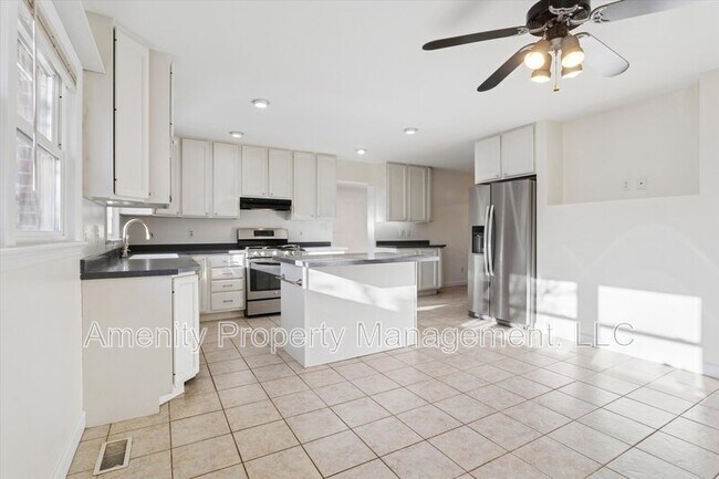 Building Photo - 139 Nicewood Dr