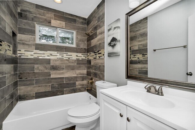 Building Photo - 3262 Kristen Dr