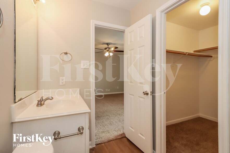 Building Photo - 4506 Nueces River Loop