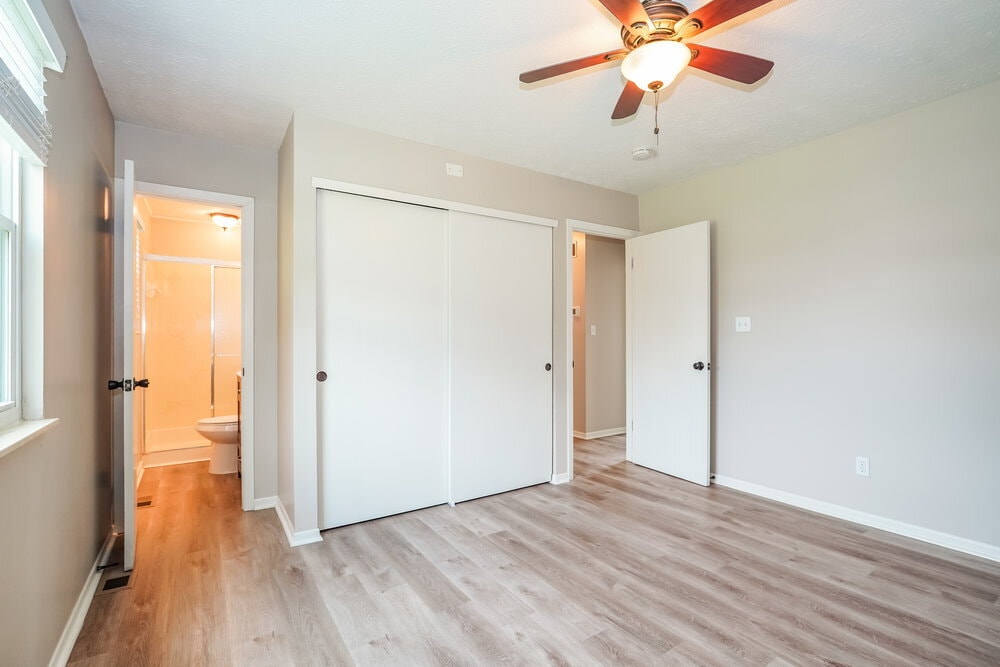 Building Photo - 3524 En-Joie Dr