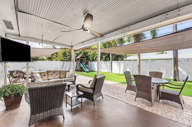 Building Photo - 517 Ibis Dr