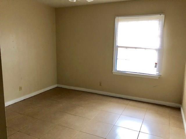Building Photo - 6225 Parkwood Dr