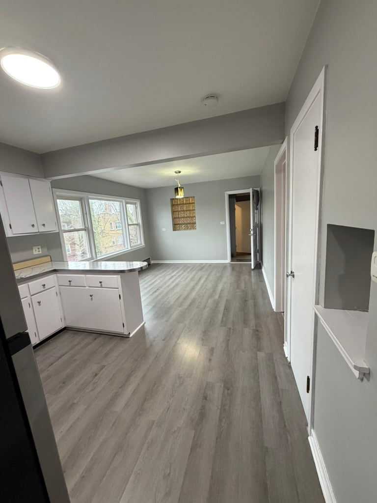 Building Photo - 5058 W Schubert Ave