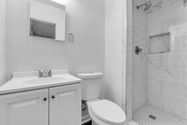 Building Photo - 3010 Ruskin Rd