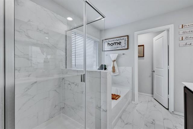 Building Photo - 11501 White River Dr