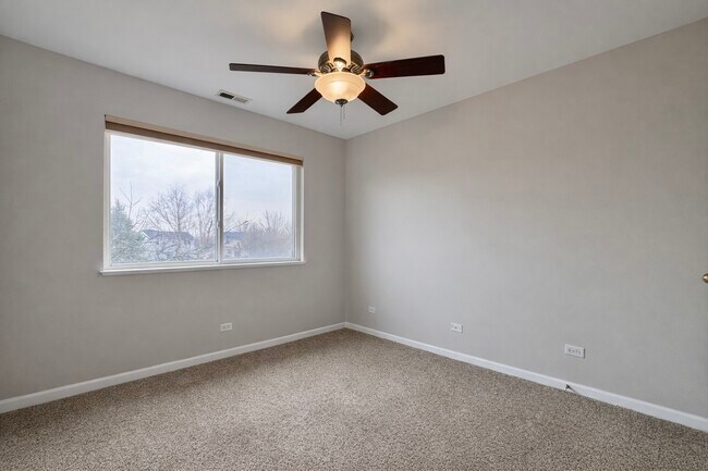 Building Photo - 2310 Shiloh Dr