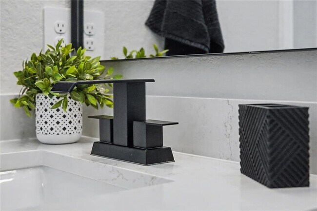 Building Photo - 18731 Cherrystone Wy